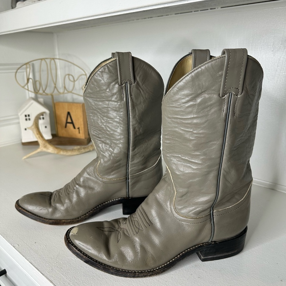 Vintage Larry Mahan Women’s 10-10.5 Cowboy Boots Gray Leather Western Boots Rare